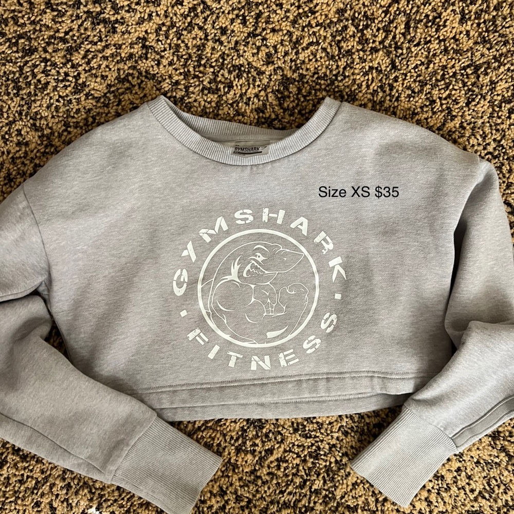 Gymshark legacy crop